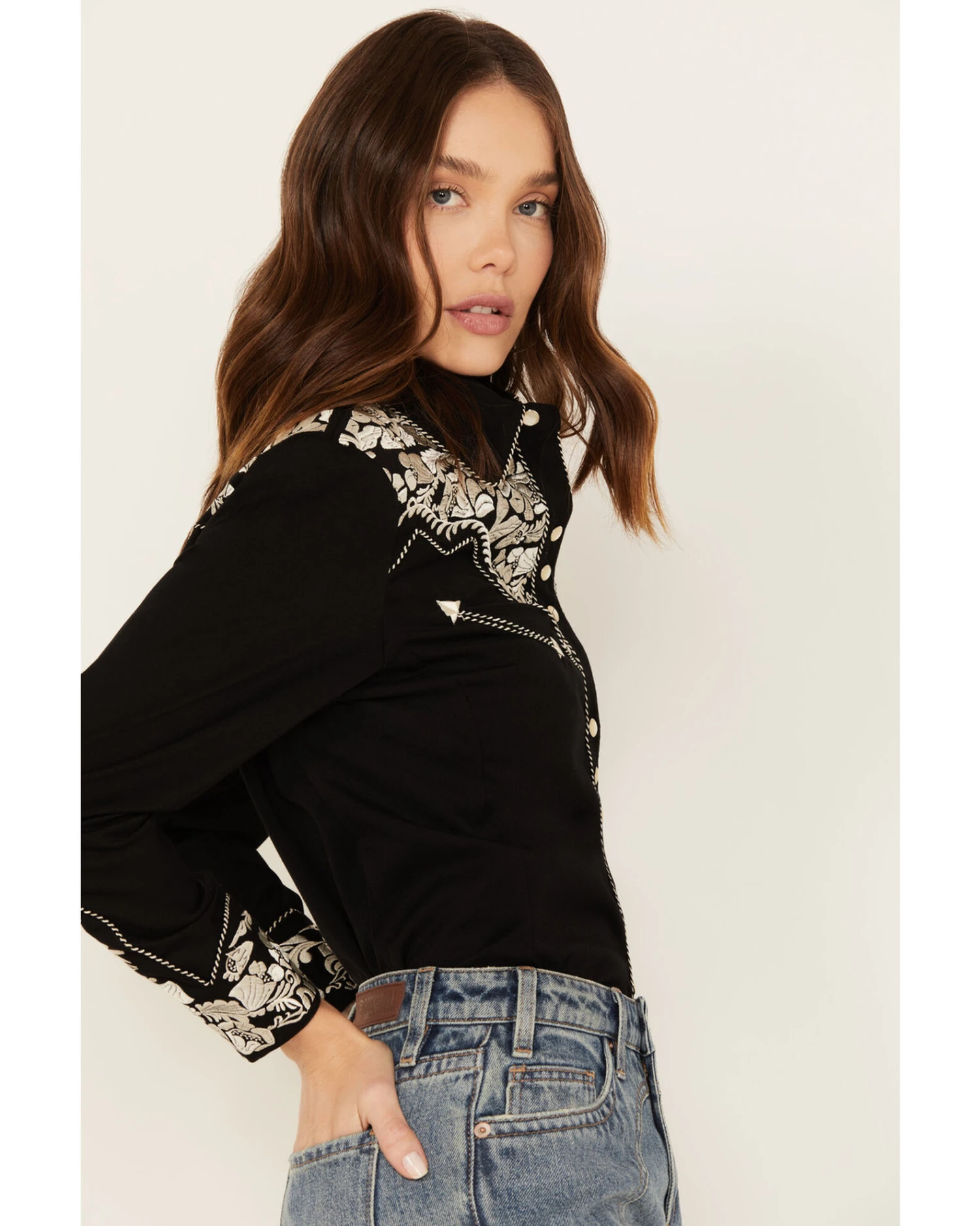 Scully Women's Silver Western Embroidered Shirt 3 Scully Women's Silver Western Embroidered Shirt