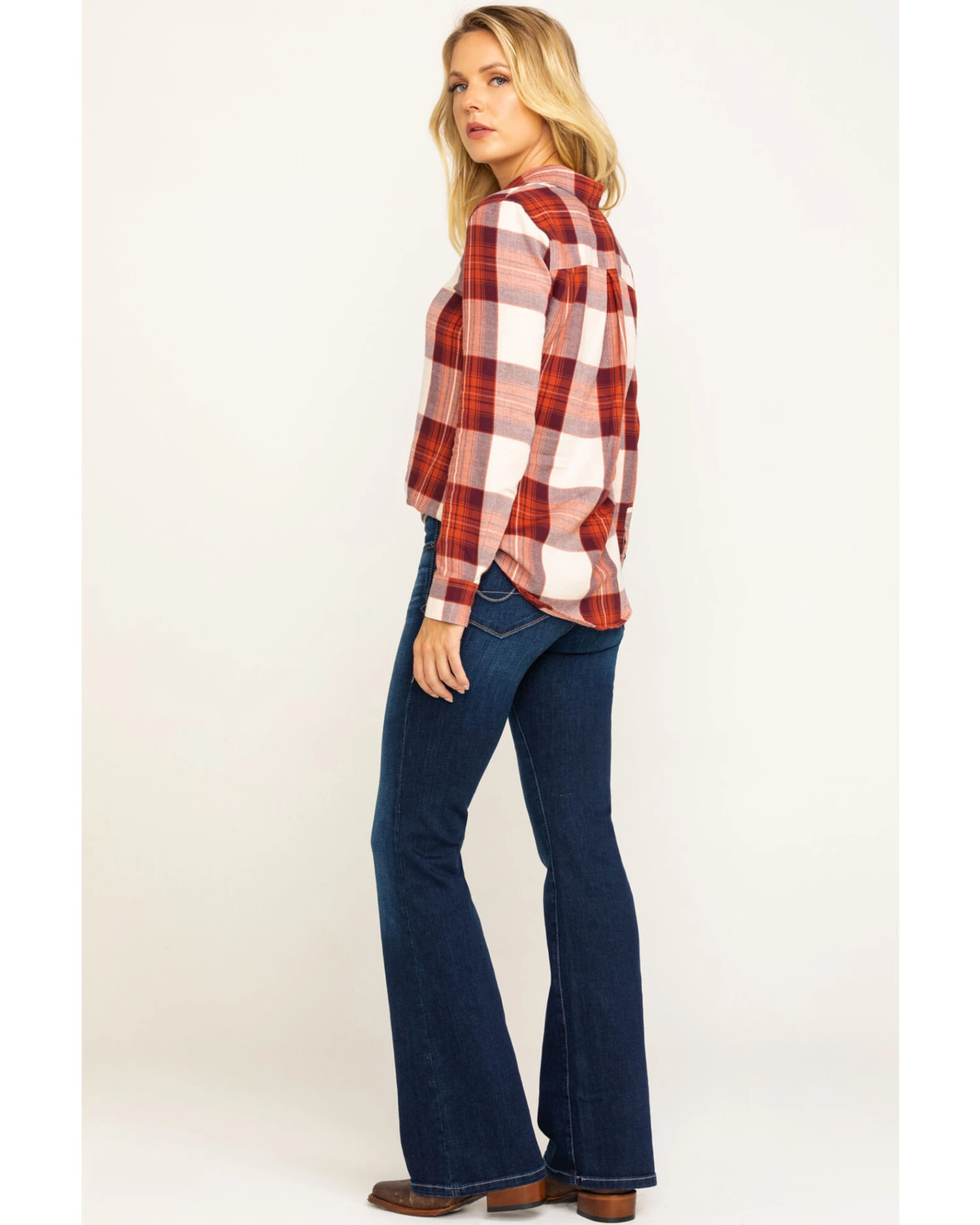 Ariat Women's Dark Ultra Stretch Flare Katie Jeans 5 Ariat Women's Dark Ultra Stretch Flare Katie Jeans - Image 3