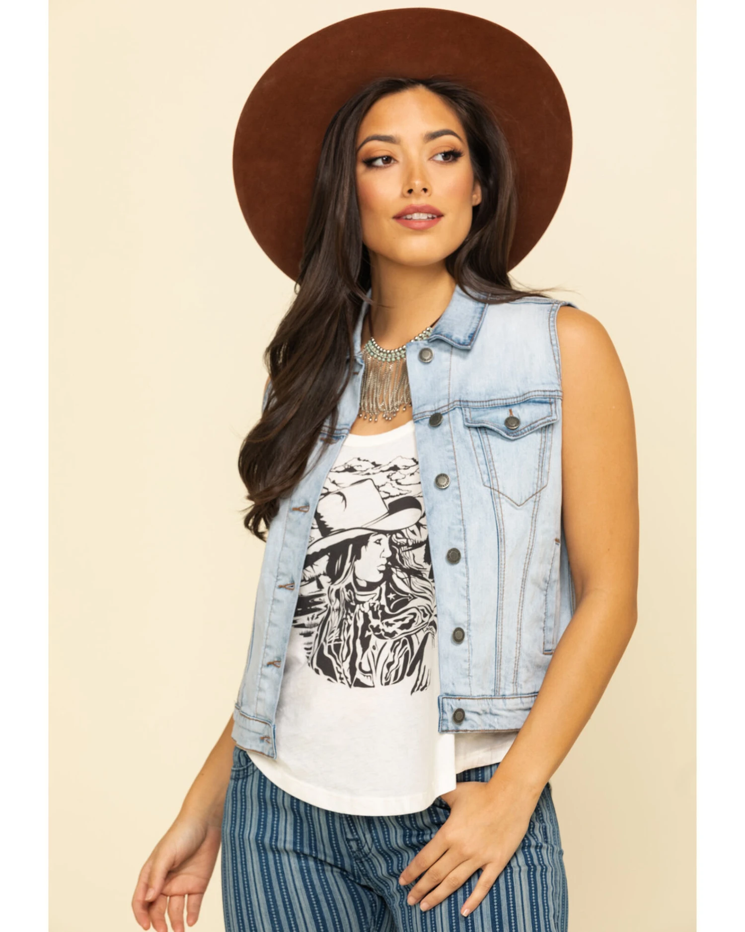 Stetson Women's Light Denim Horseshoe Vest 8 Stetson Women's Light Denim Horseshoe Vest - Image 6