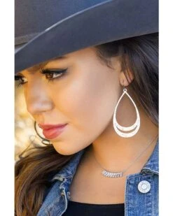 Montana Silversmiths Women's Think Twice Teardrop Earrings -Western Cowboy Equipment Store 2000325870 040 P3