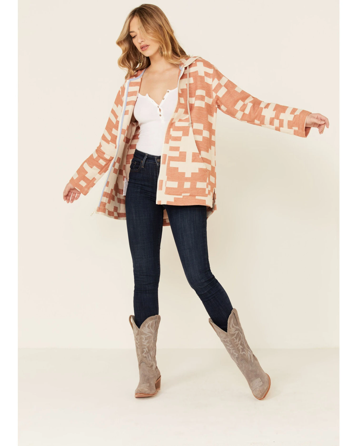 Pendleton Women's Sierra Mixed Pattern Oversized Zip Hooded Jacket 5 Pendleton Women's Sierra Mixed Pattern Oversized Zip Hooded Jacket - Image 3