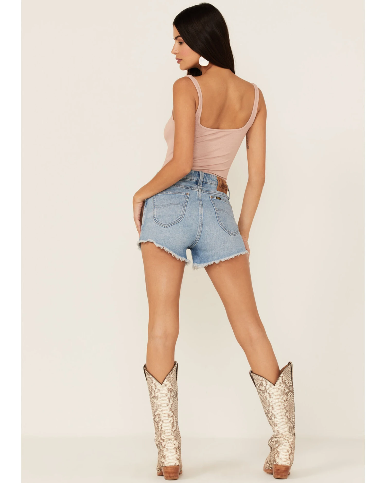 Lee Women's Dealers Choice Vintage Modern High Rise Cut Off Shorts 3 Lee Women's Dealers Choice Vintage Modern High Rise Cut Off Shorts