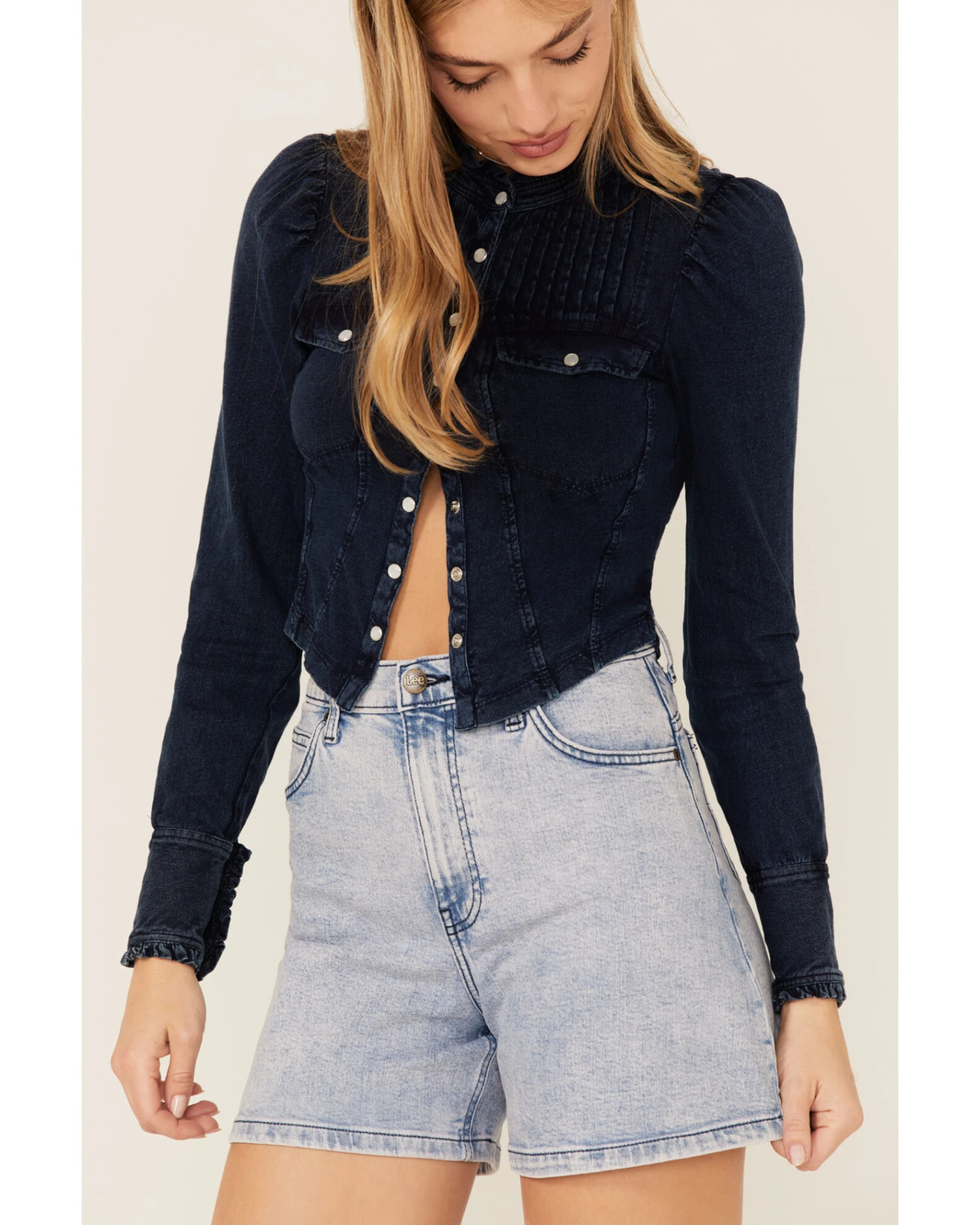 Lee Women's Lady Lee A-Line Shorts 6 Lee Women's Lady Lee A-Line Shorts - Image 4