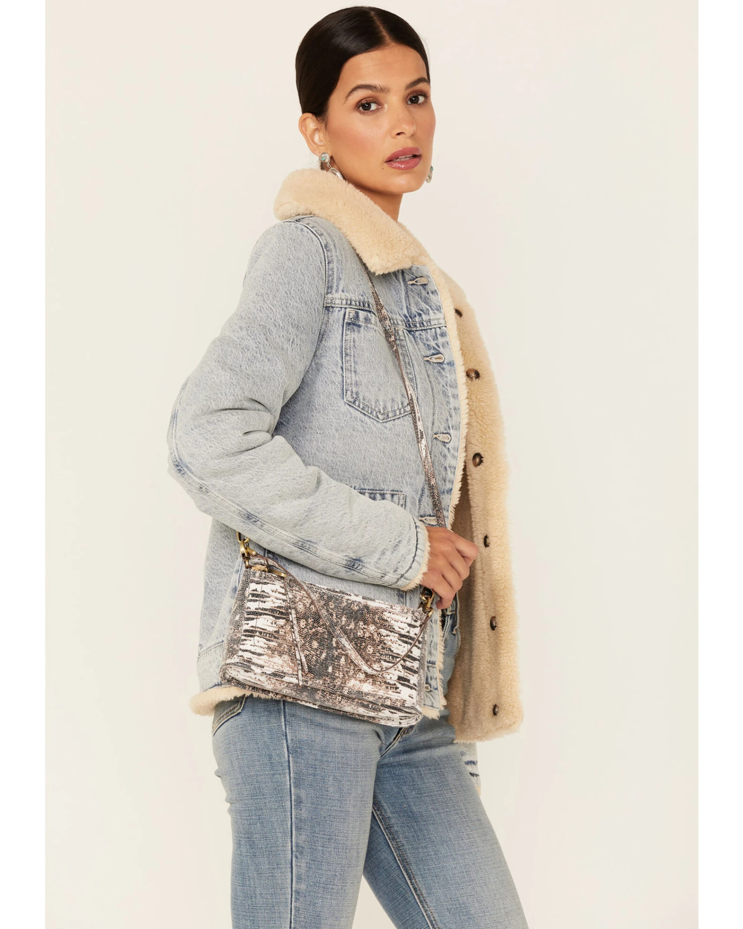 Hobo Women's Cadence Snake Print Crossbody 4 Hobo Women's Cadence Snake Print Crossbody - Image 2