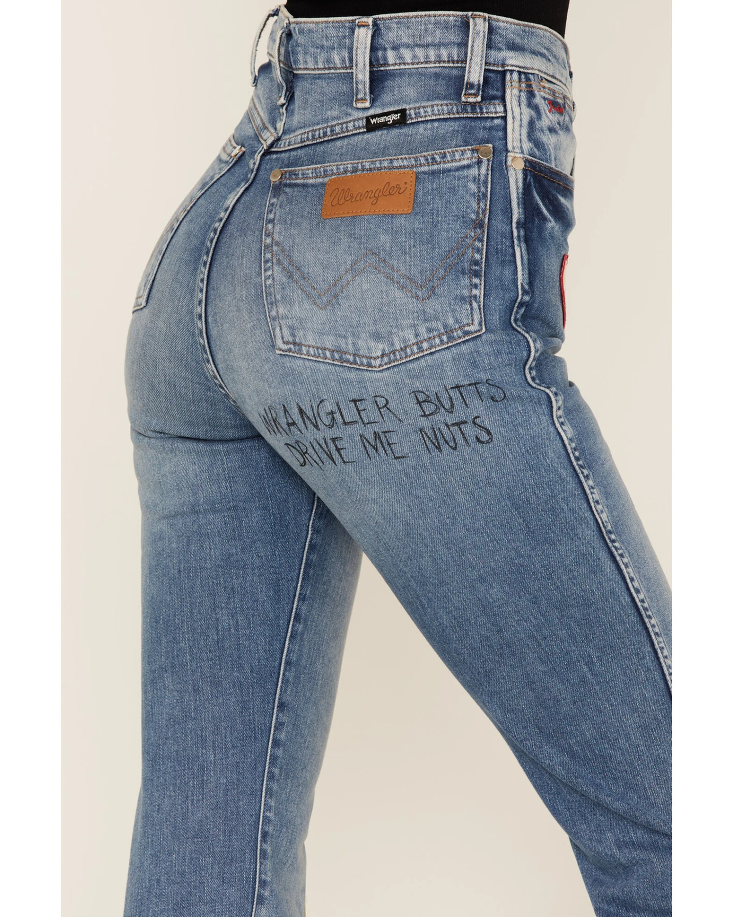 Wrangler X Fender Women's West Ward Medium Wash High Rise Bootcut Jeans 6 Wrangler X Fender Women's West Ward Medium Wash High Rise Bootcut Jeans - Image 4
