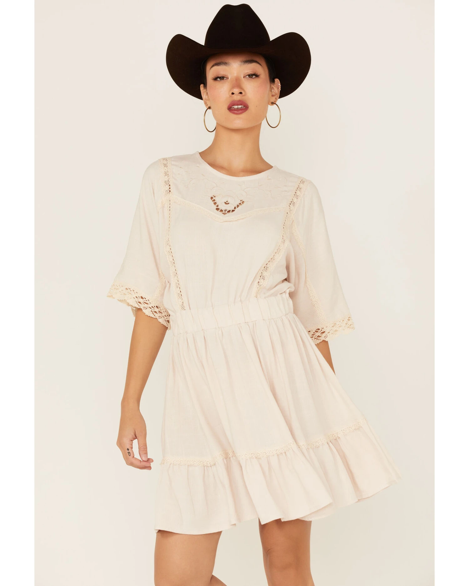 Maggie Sweet Women's Carmen Lace Dress 5 Maggie Sweet Women's Carmen Lace Dress - Image 3