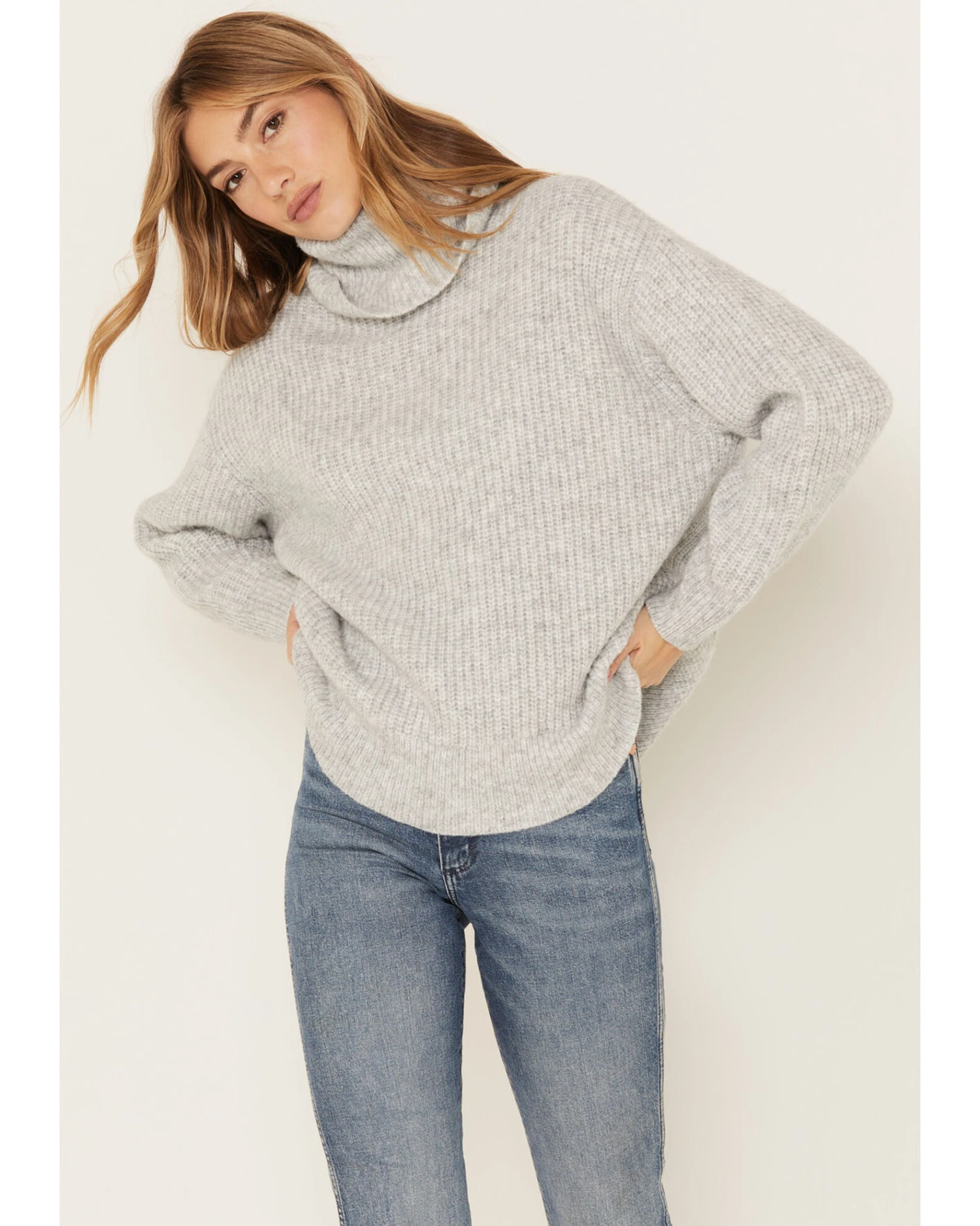 Cleo + Wolf Women's Oversized Turtleneck Sweater 3 Cleo + Wolf Women's Oversized Turtleneck Sweater