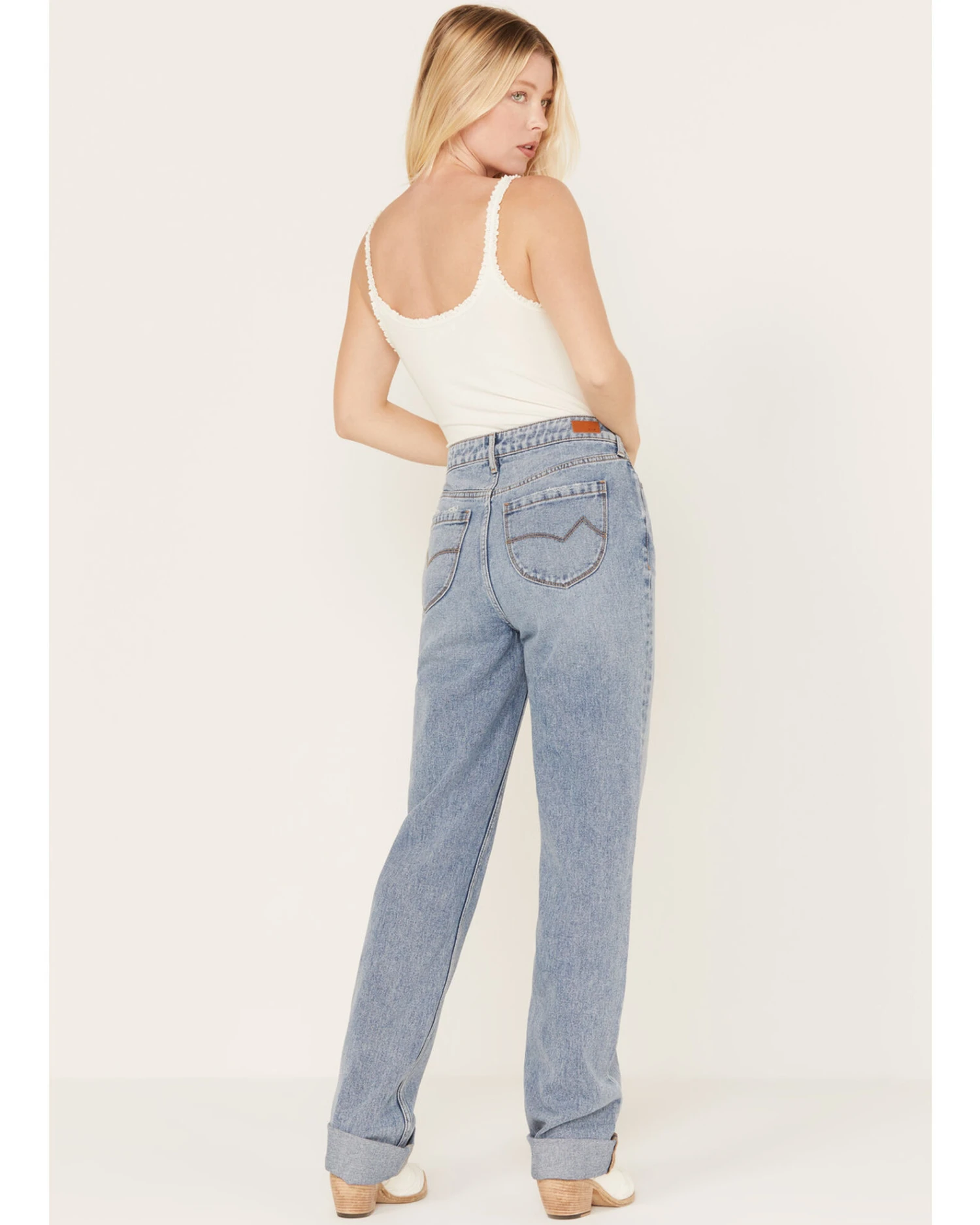 Cleo + Wolf Women's Medium Wash Short Straight Cuffed Jeans 6 Cleo + Wolf Women's Medium Wash Short Straight Cuffed Jeans - Image 4