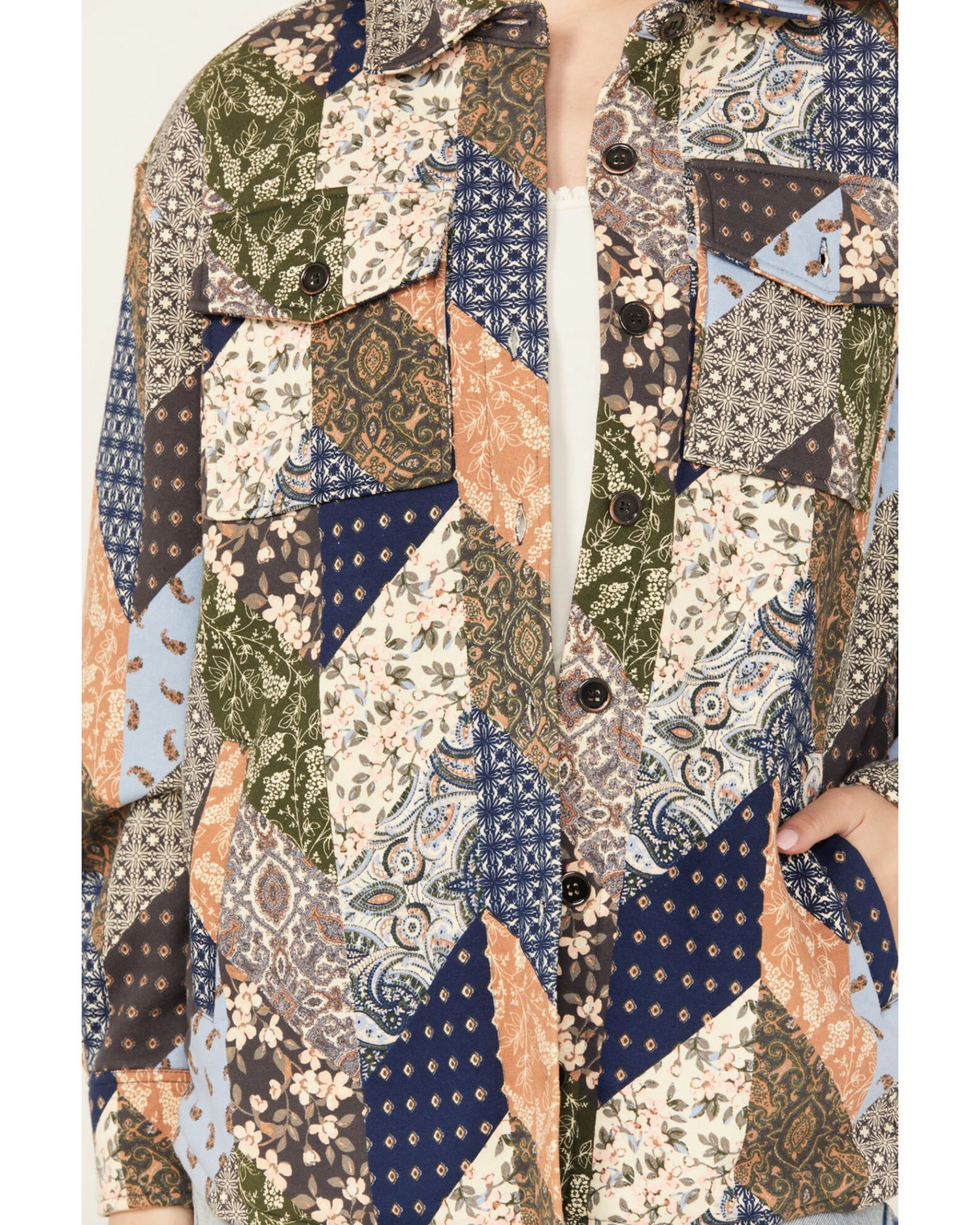Cleo + Wolf Women's Patchwork Printed Shacket 5 Cleo + Wolf Women's Patchwork Printed Shacket - Image 3