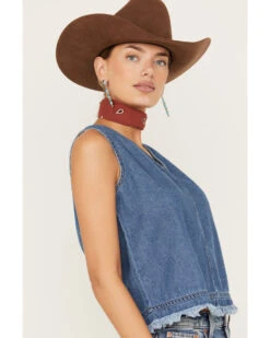 Wrangler Women's Denim Frayed Tank 9 Wrangler Women's Denim Frayed Tank -Western Cowboy Equipment Store 2000383476 400 P3