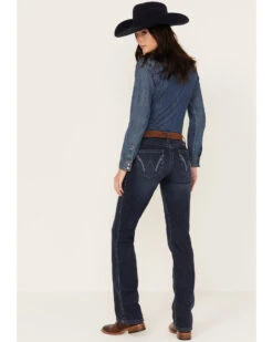 Wrangler Women's Mid Rise Q-Baby Dark Wash Bootcut Ultimate Riding Jeans 8 Wrangler Women's Mid Rise Q-Baby Dark Wash Bootcut Ultimate Riding Jeans -Western Cowboy Equipment Store 2000384133 416 P1