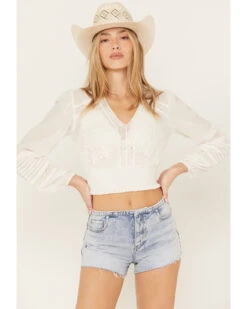 Shyanne Women's Long Sleeve Embroidered Blouse 8 Shyanne Women's Long Sleeve Embroidered Blouse -Western Cowboy Equipment Store 2000386659 100 P1