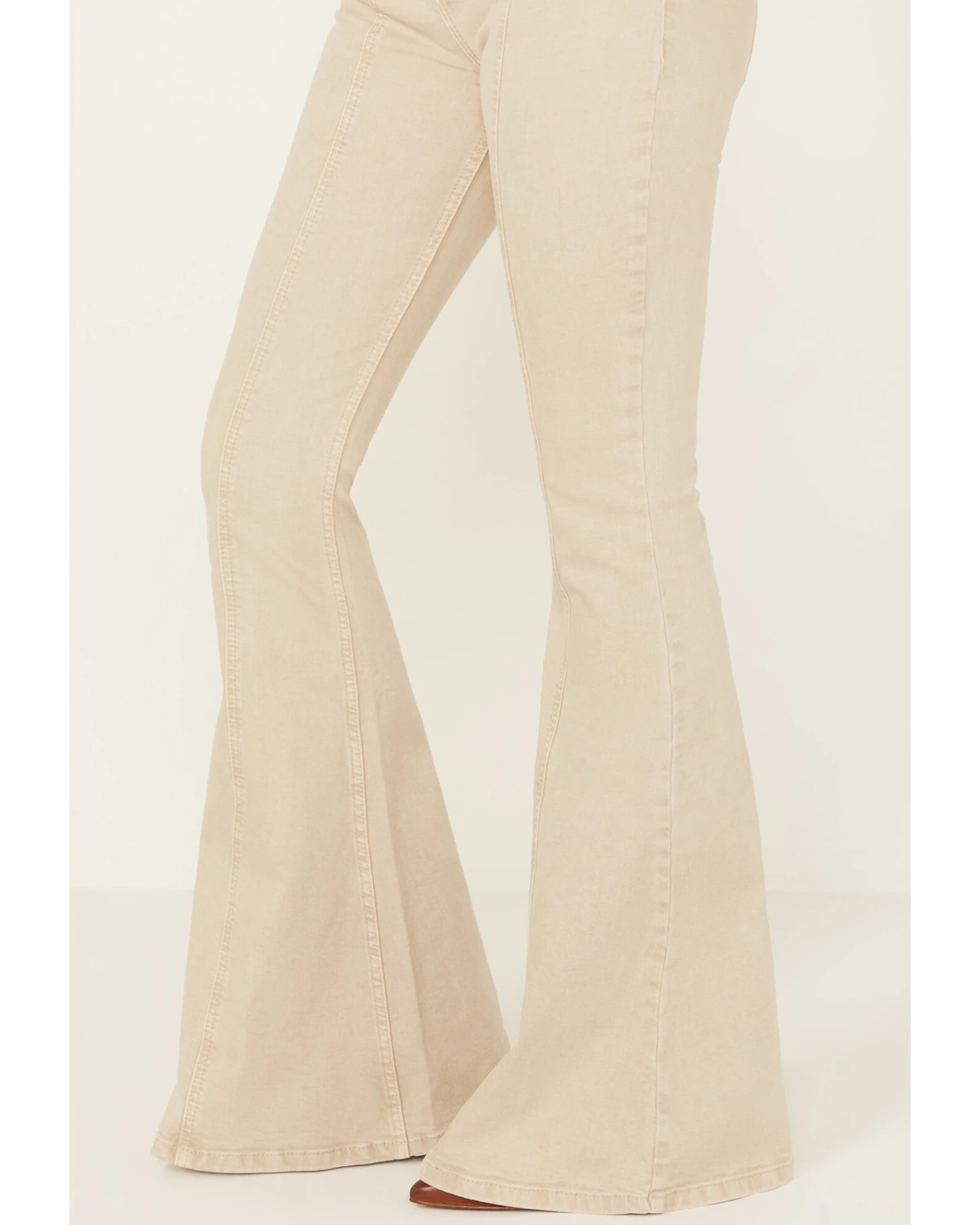 Shyanne Women's Moonstruck High Rise Pull On Super Flare Jeans 4 Shyanne Women's Moonstruck High Rise Pull On Super Flare Jeans - Image 2