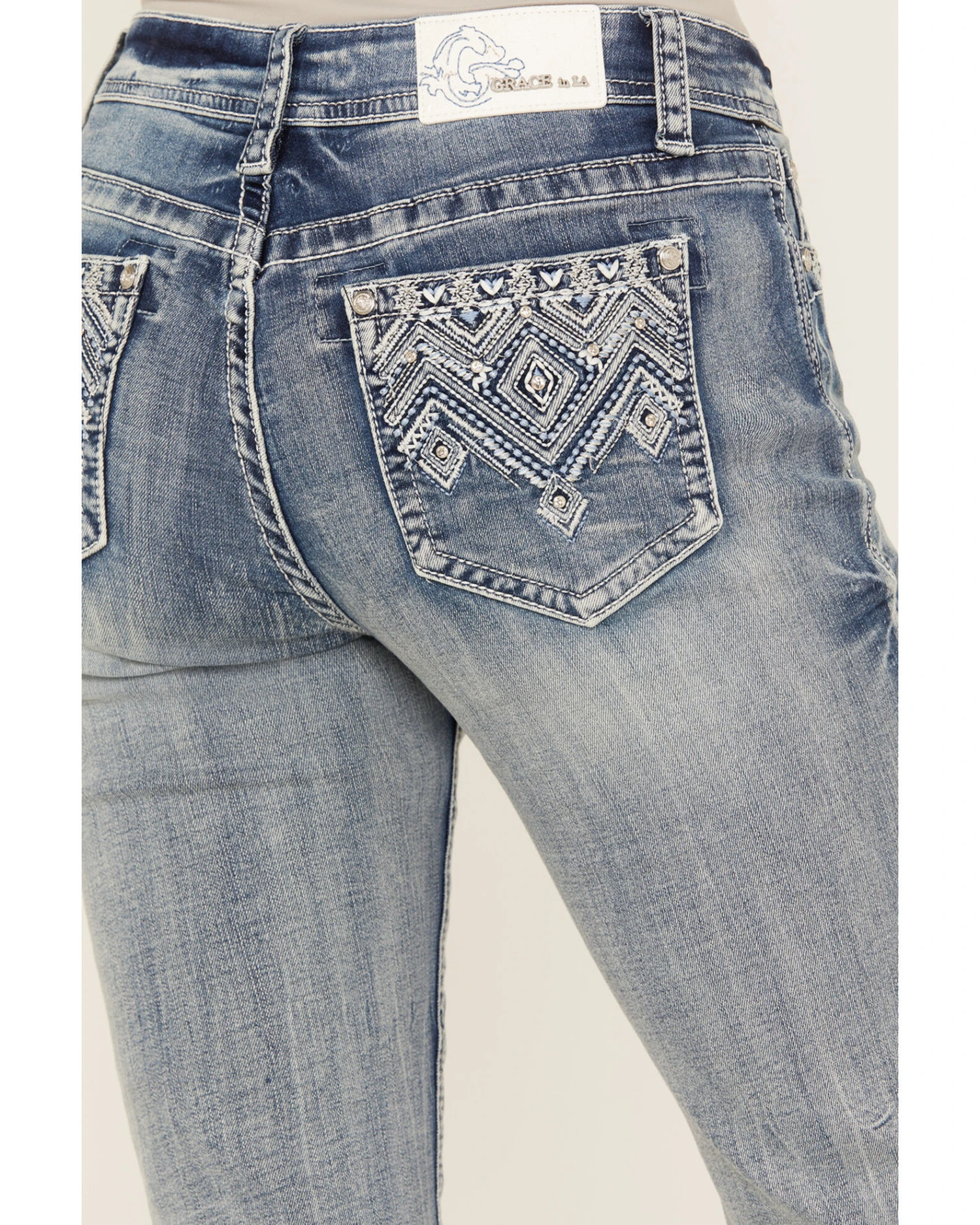 Grace In LA Women's Light Wash Mid Rise Geo Embroidered Pocket Bootcut Jeans 6 Grace In LA Women's Light Wash Mid Rise Geo Embroidered Pocket Bootcut Jeans - Image 4