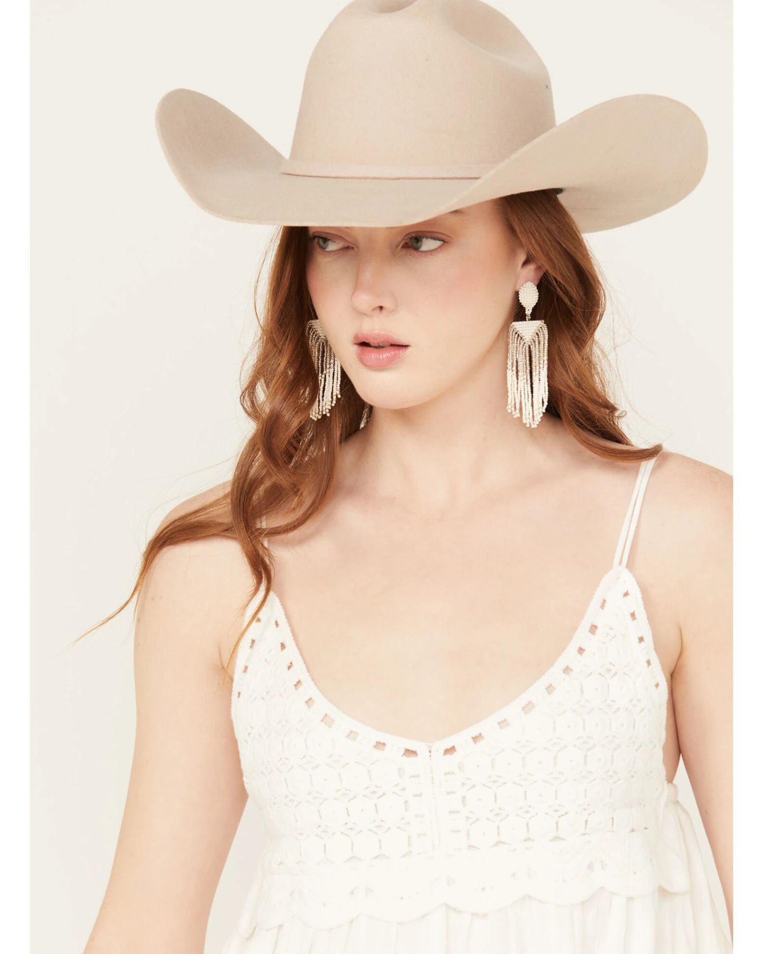 Yura Women's Crochet Accent Sleeveless Mini Dress 5 Yura Women's Crochet Accent Sleeveless Mini Dress - Image 3