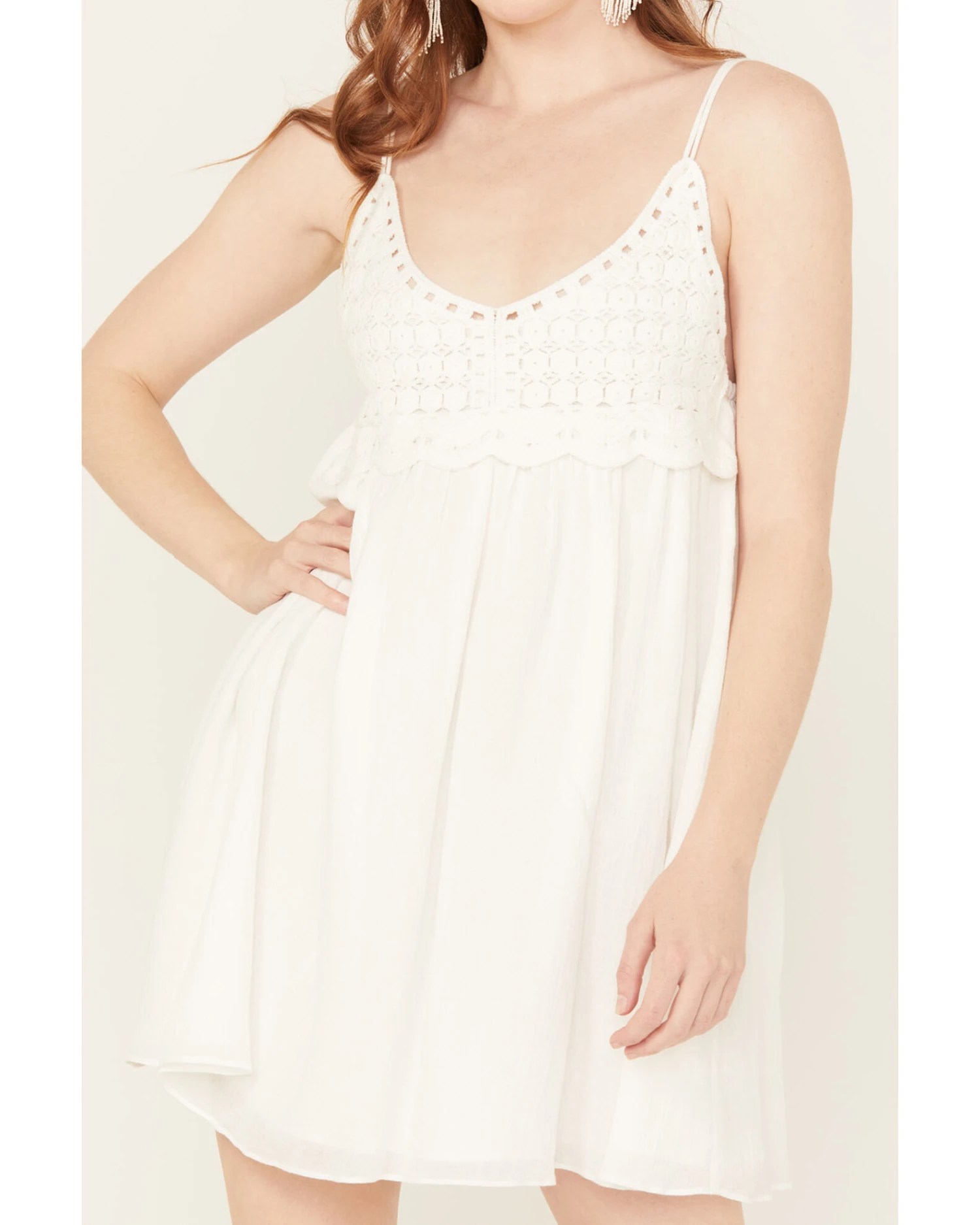 Yura Women's Crochet Accent Sleeveless Mini Dress 3 Yura Women's Crochet Accent Sleeveless Mini Dress