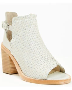 Diba True Women's Zest Fully Block Heel Sandals -Western Cowboy Equipment Store 2000396178 103 P1