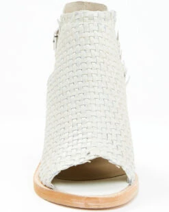 Diba True Women's Zest Fully Block Heel Sandals -Western Cowboy Equipment Store 2000396178 103 P4